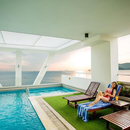 Dendro Beachfront Hotel На Транг Екстериор снимка