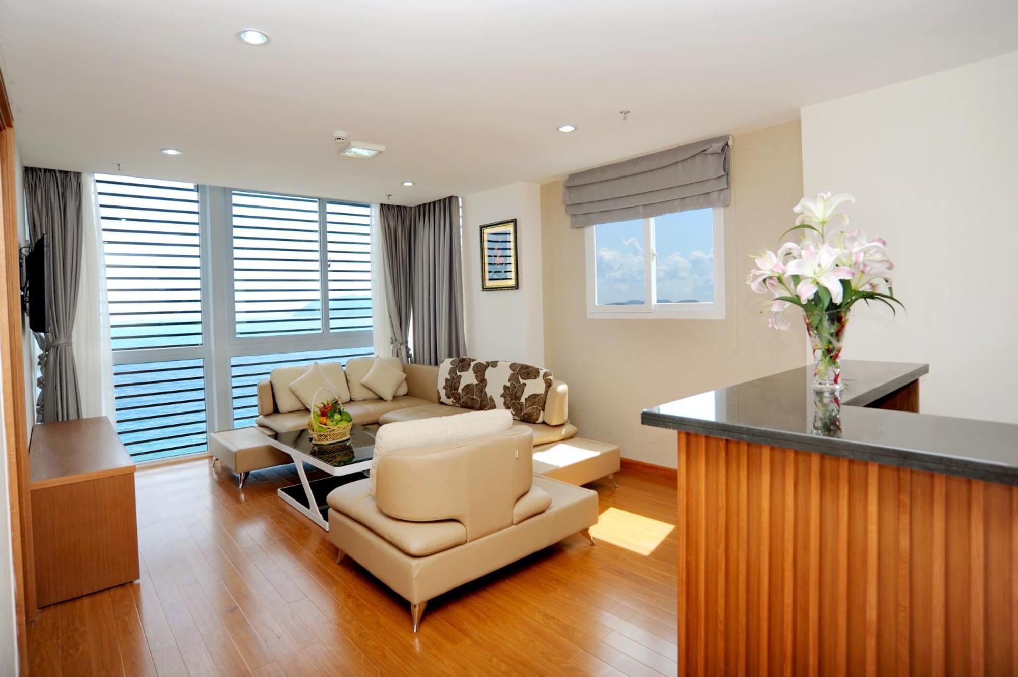 Dendro Beachfront Hotel На Транг Стая снимка