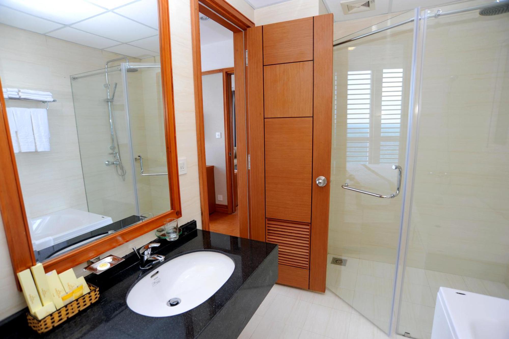 Dendro Beachfront Hotel На Транг Стая снимка