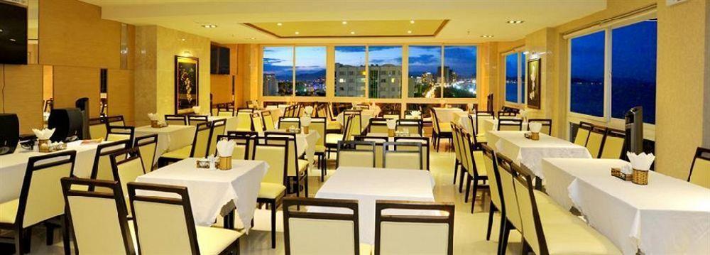 Dendro Beachfront Hotel На Транг Екстериор снимка